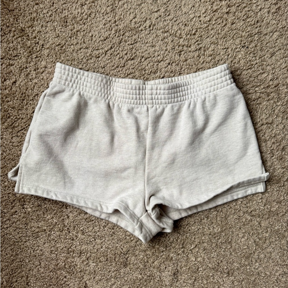 Aritzia TNA Extra Fleece Perfect 2” Sweatshort